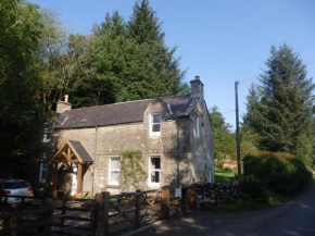 Lovely house next to Euchan River